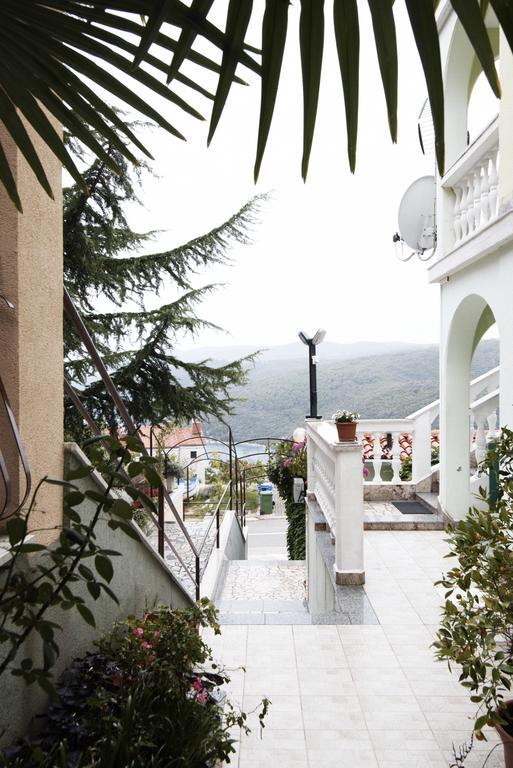 Greenhouse Family Apartments Rabac Oda fotoğraf